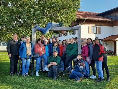 Gruppenfoto am Landhotel Berghof Barbel